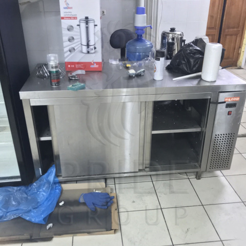 Стол тепловой пристенный двери купе HICOLD TS 14 SN 1400х600х850