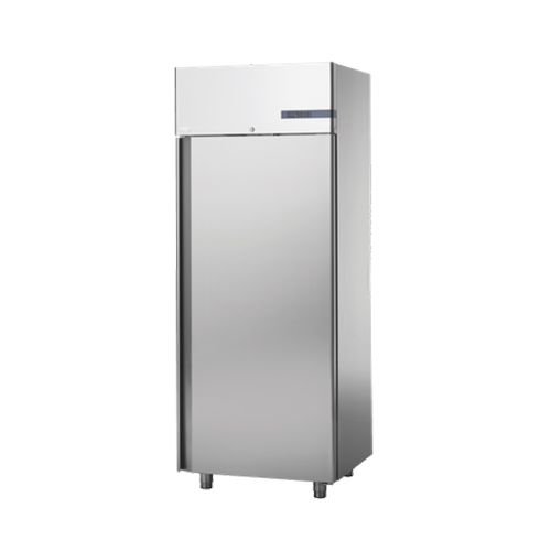Шкаф холодильный Apach Chef Line LCRM70N
